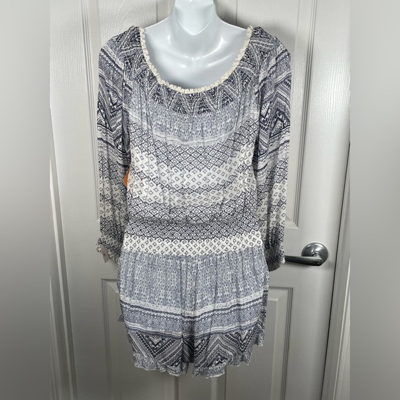 Rip Curl Blue and White Patterned Romper NWT Small - Picture 6 of 10